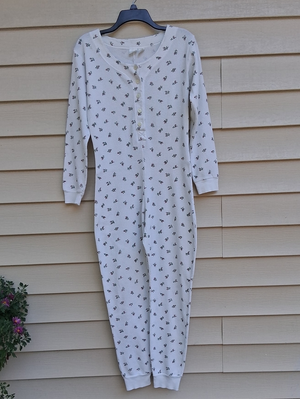 VINTAGE Victoria's Secret Cream Floral Henley One-Piece Pajama